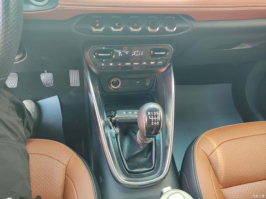 Wuling 510, 2017 14