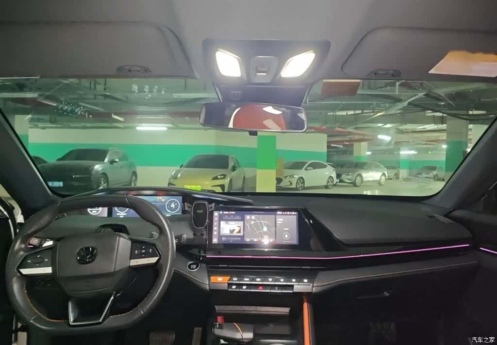 Changan UNI-V, 2023 14