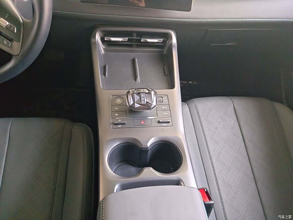 BYD Qin, 2025 14