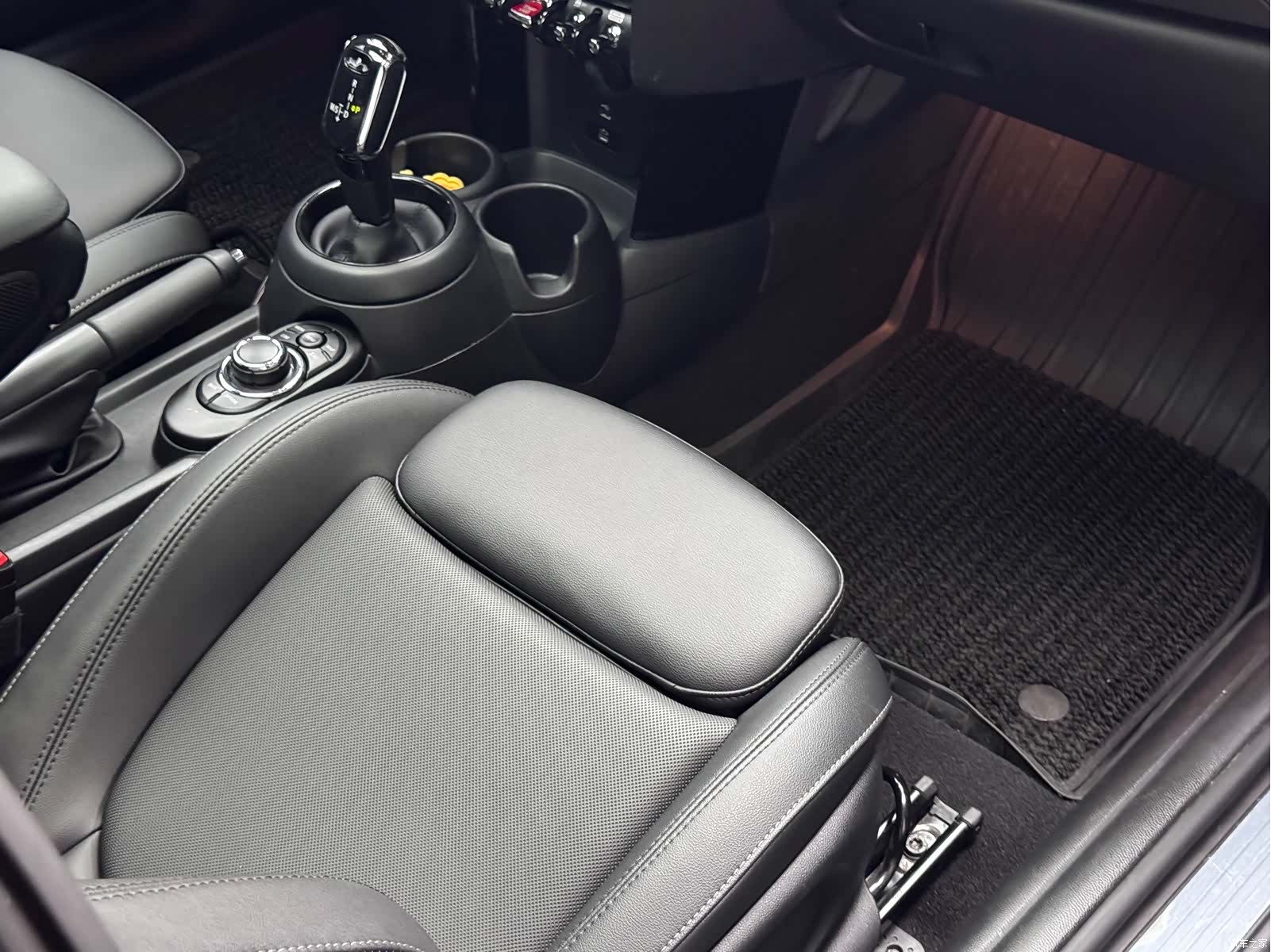 Mini Cooper, 2023 13