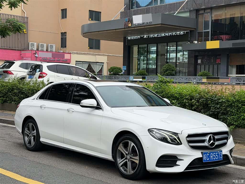 Mercedes-Benz E-Class, 2016 3