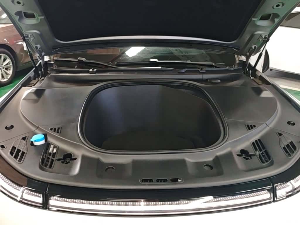 Xpeng P7, 2021 20