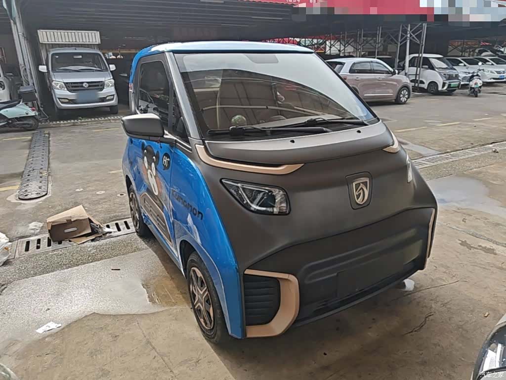 Wuling E200, 2019 4