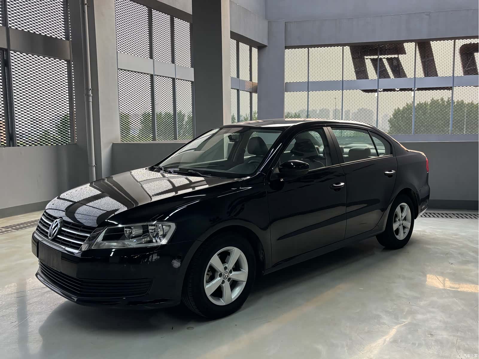 Volkswagen Lavida, 2014 1
