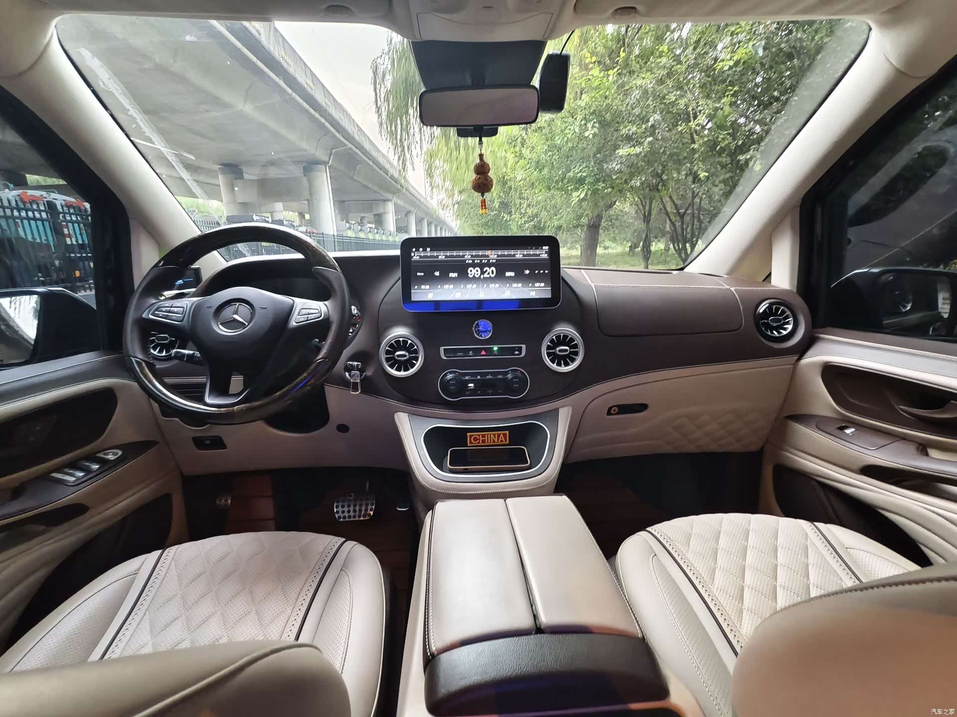 Mercedes-Benz 7, 2021 10