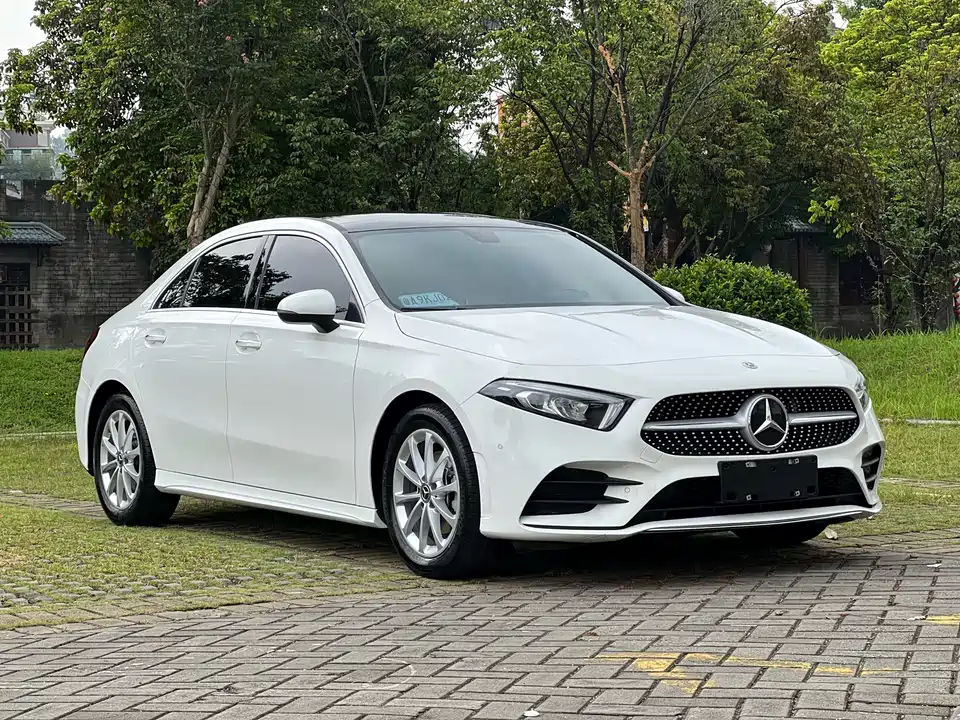 Mercedes-Benz Class A Mercedes-Benz Class A
