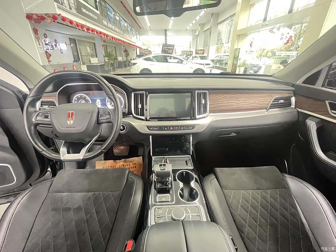 Hongqi HS7, 2022 7