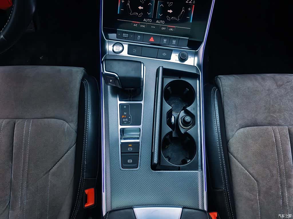 Audi A6L, 2020 12