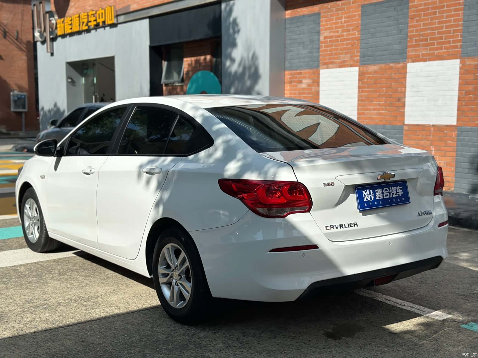 Chevrolet 320, 2018 9