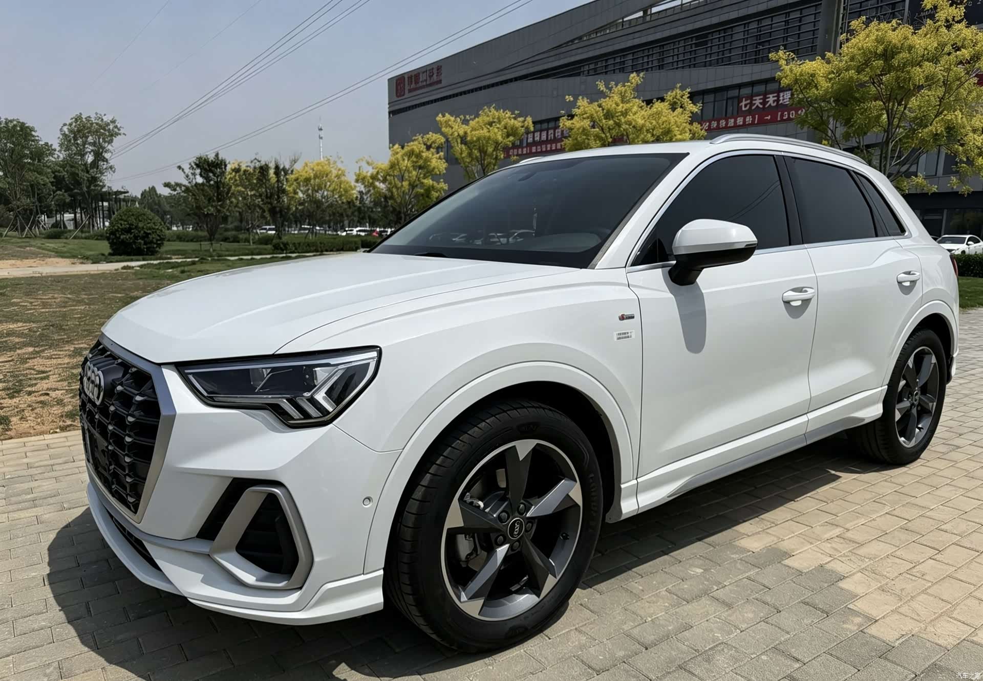 Audi Q3, 2023 все фото