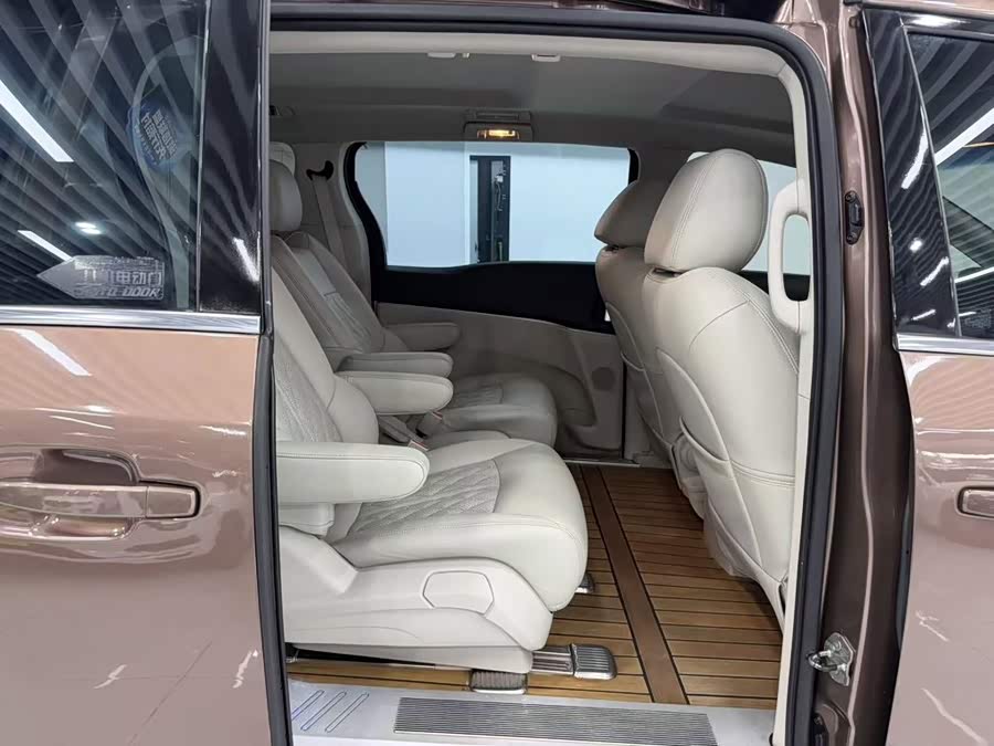Buick GL8 2020, фото 14