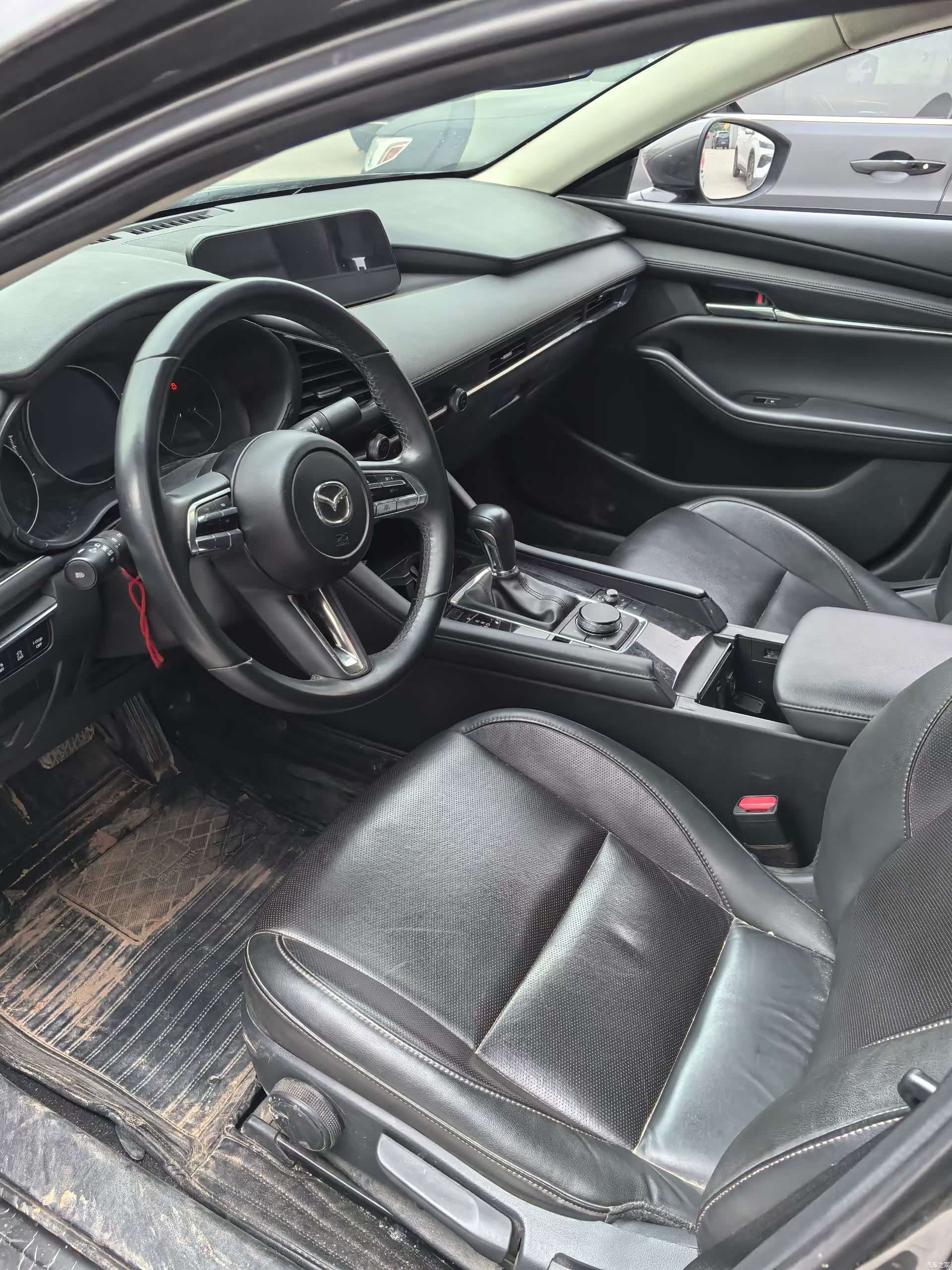 Mazda Mazda3, 2023 8