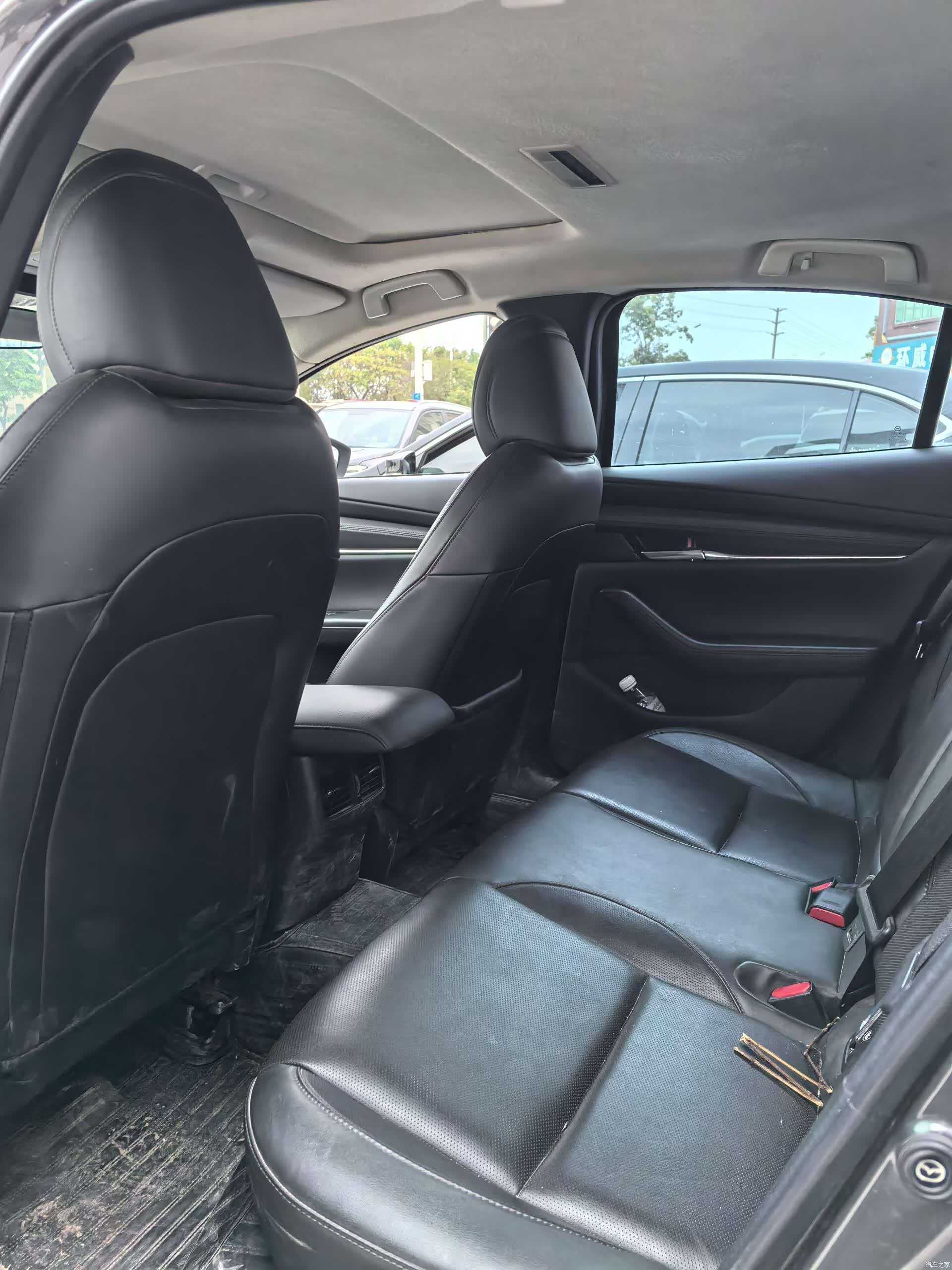 Mazda Mazda3, 2023 7