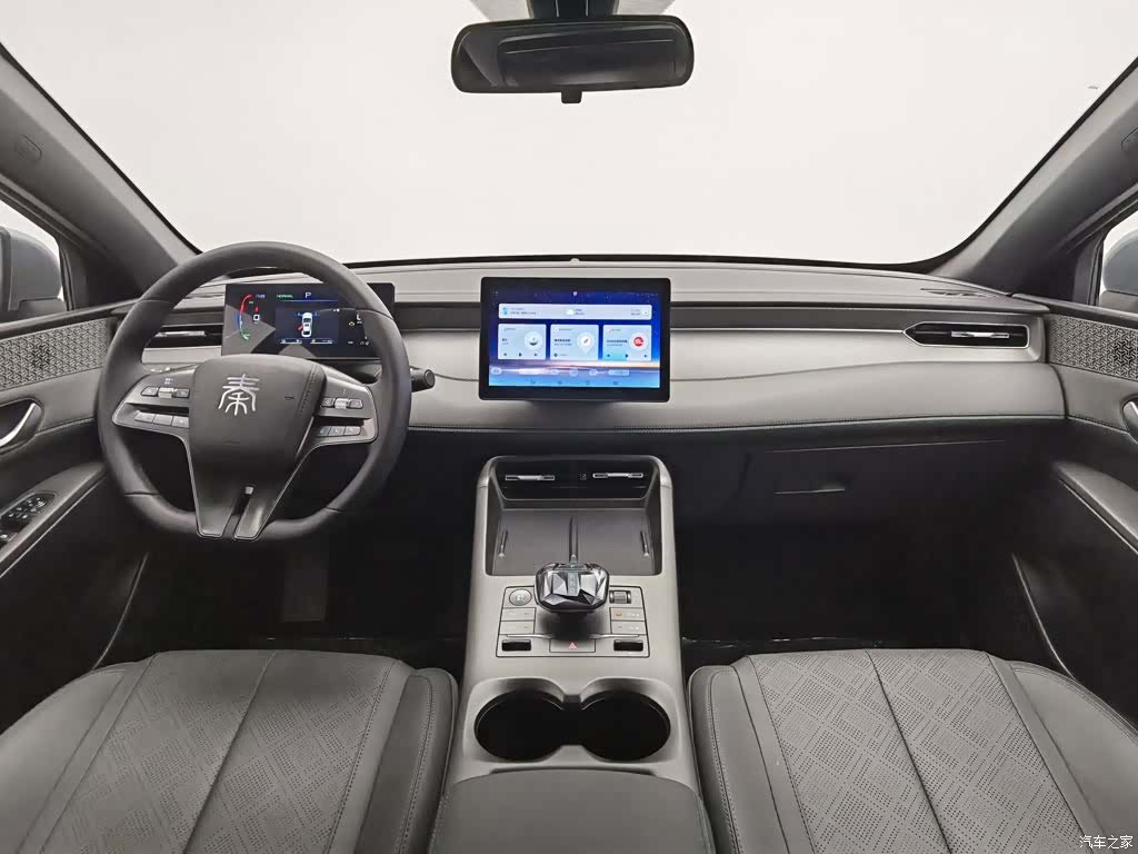BYD Qin, 2025 все фото