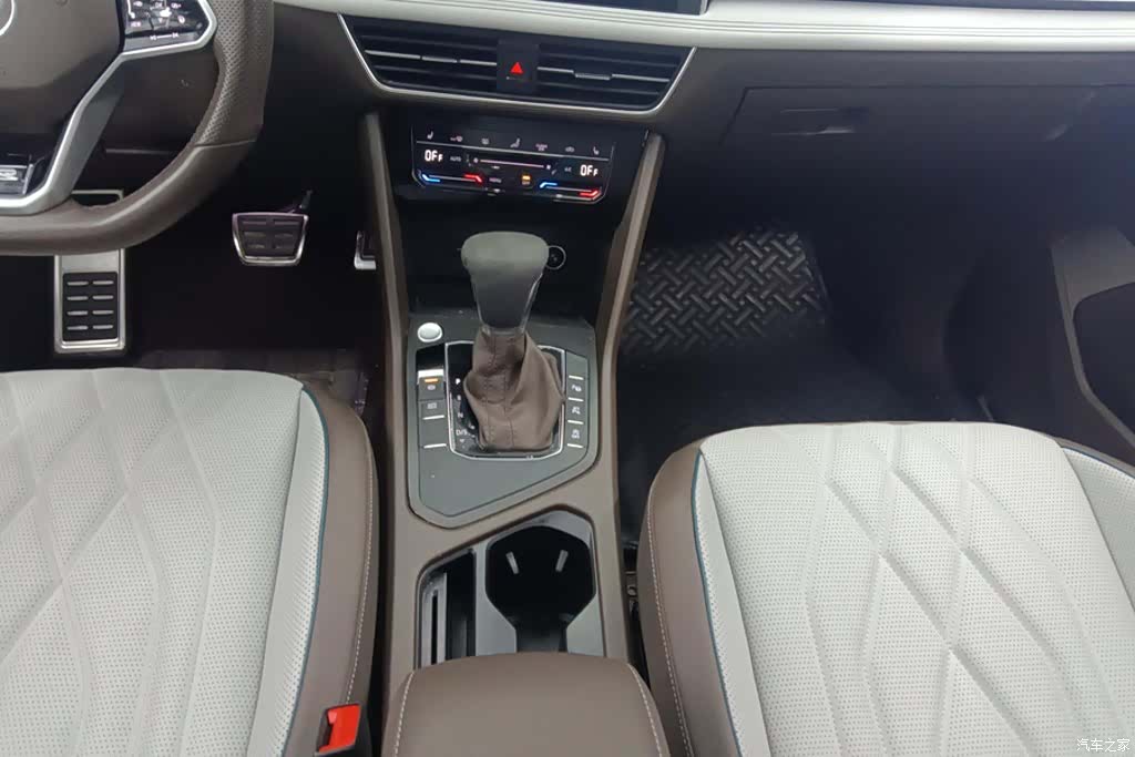 Volkswagen Tiguan L, 2023 16