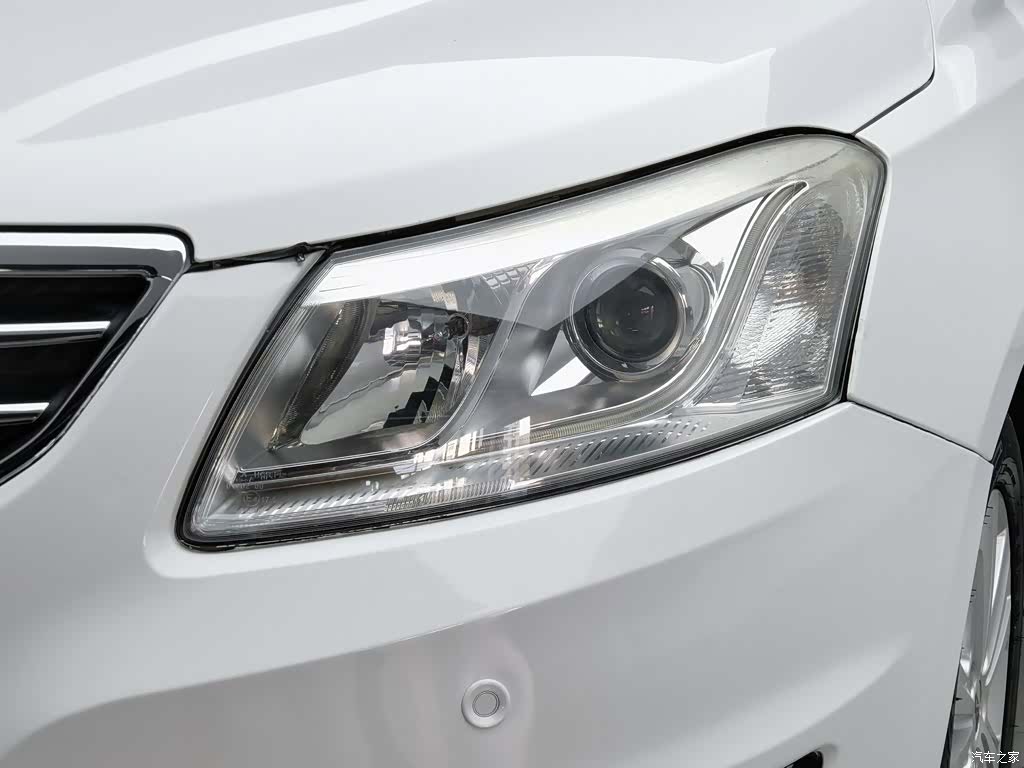 Chery E3, 2014 7
