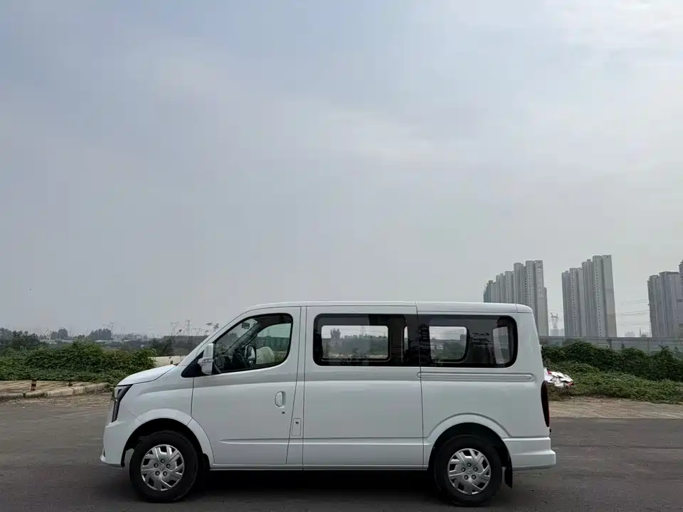 MAXUS Xintu V80