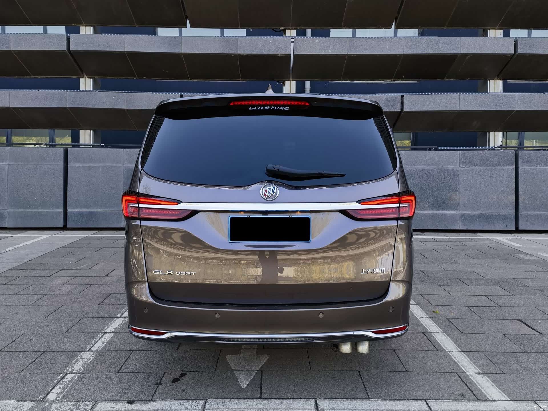 Buick GL8, 2023 4