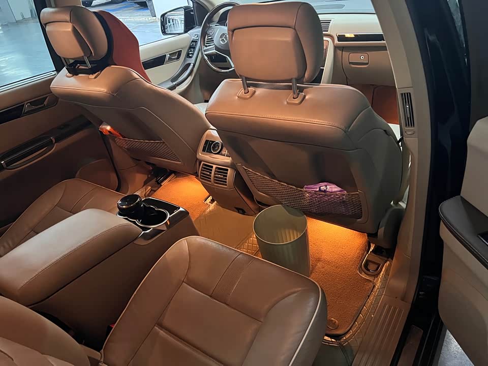 Mercedes-Benz R-class