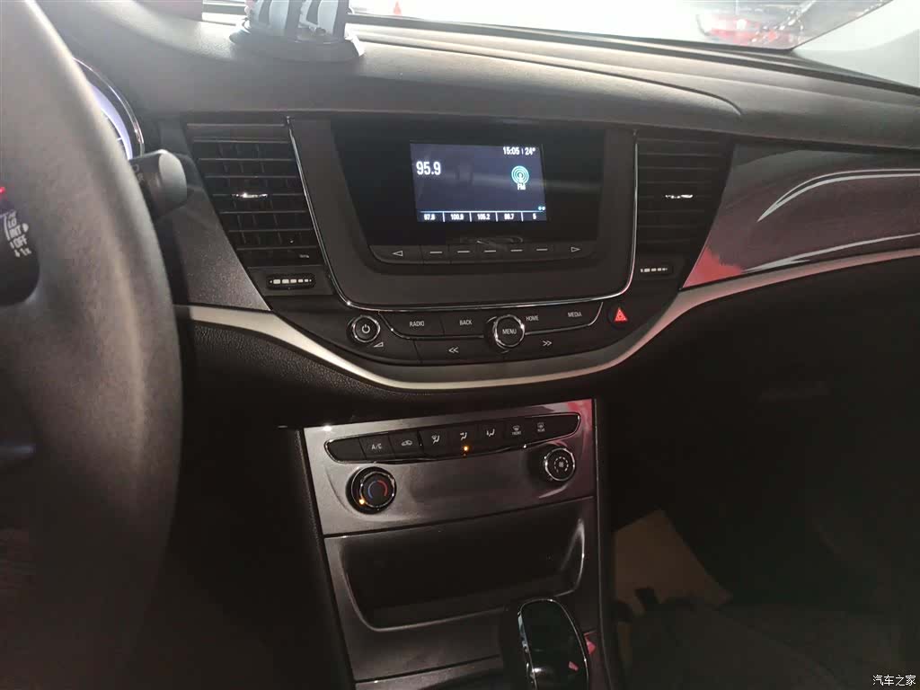 Buick Verano, 2017 все фото