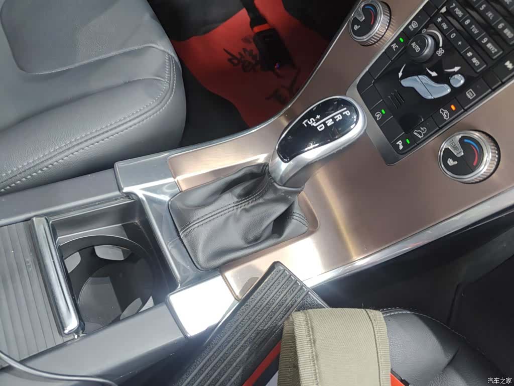 Volvo XC60, 2017 12
