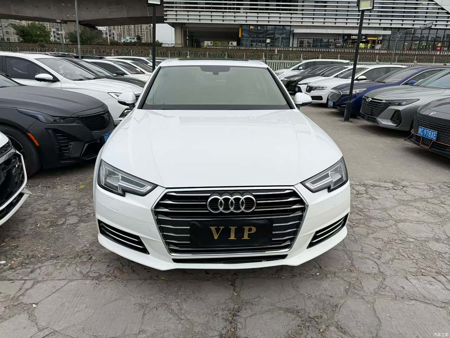 Audi A4L, 2018 2