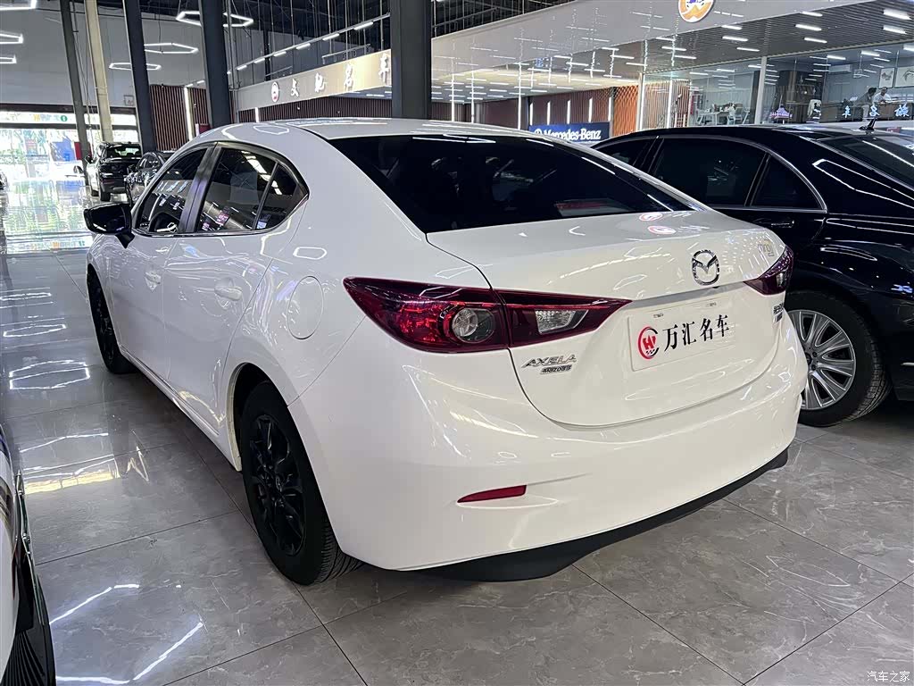 Mazda Mazda3, 2016 11
