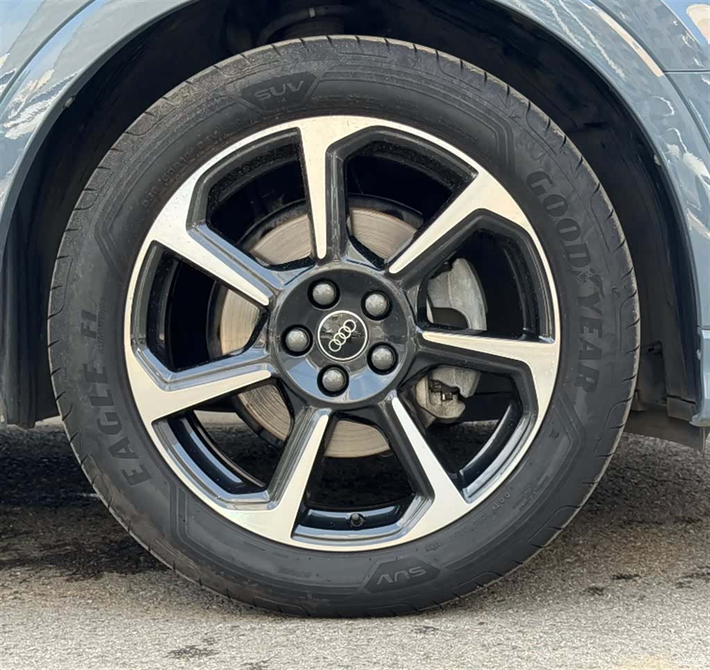 Audi Q3, 2023 24
