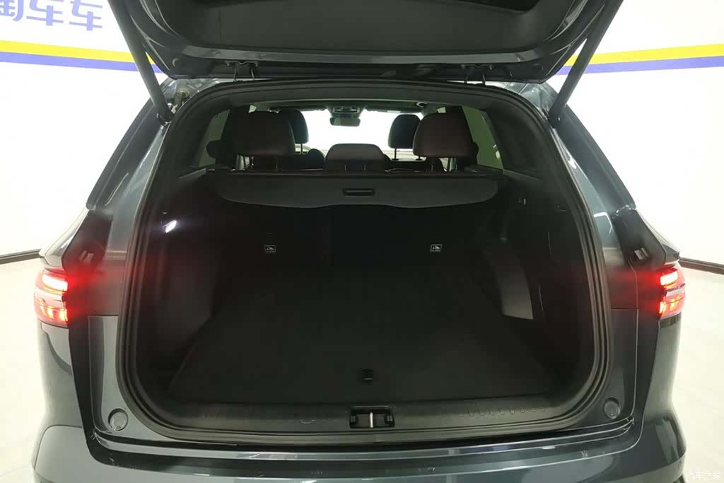 Geely Xingyue L, 2023 4