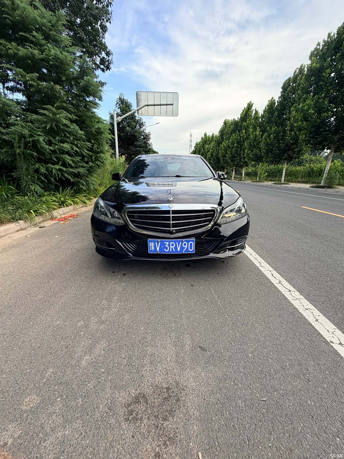 Mercedes-Benz E-Class, 2014 1