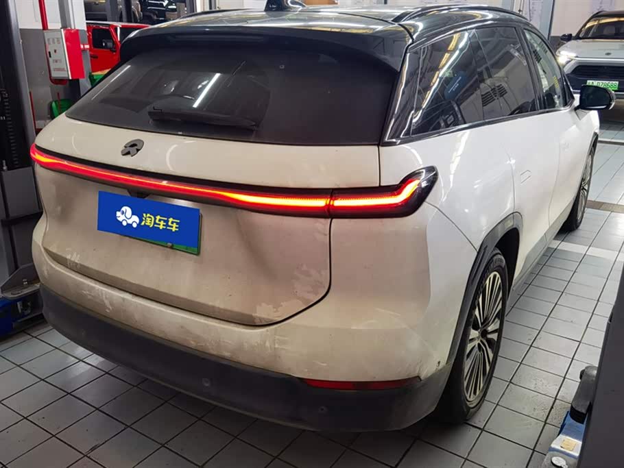 NIO ES6