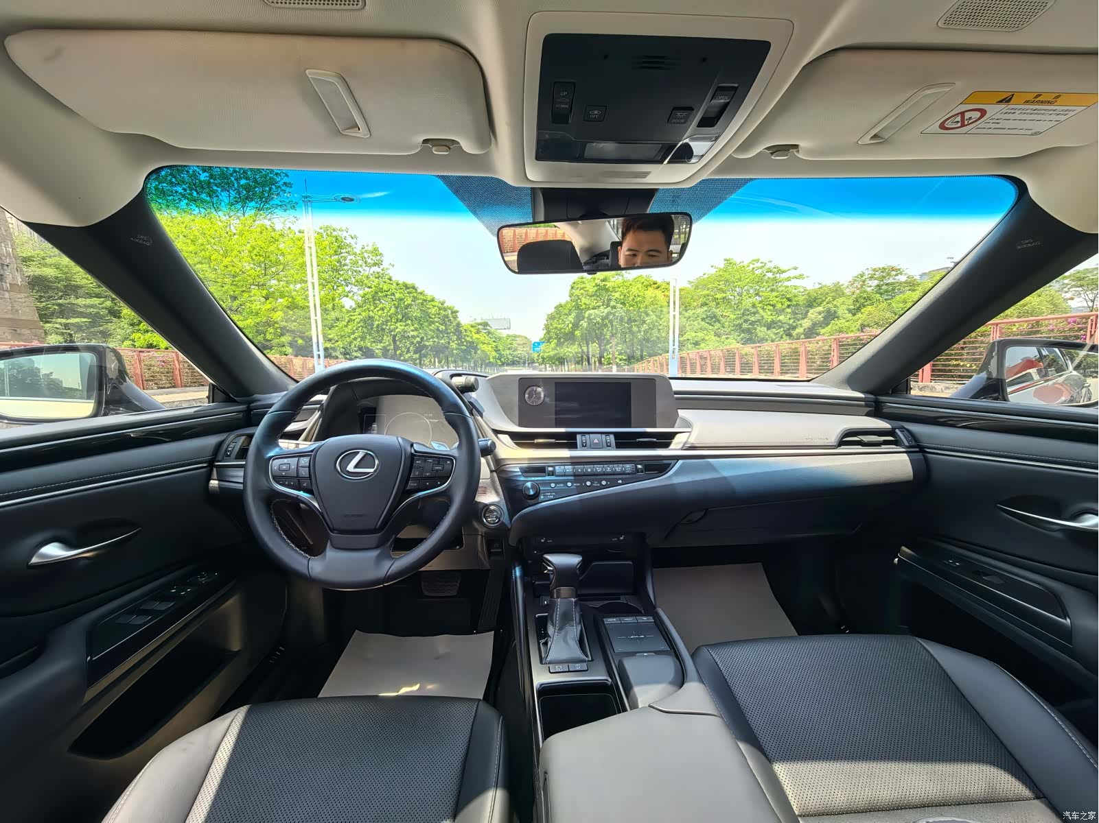 Lexus ES, 2019 6