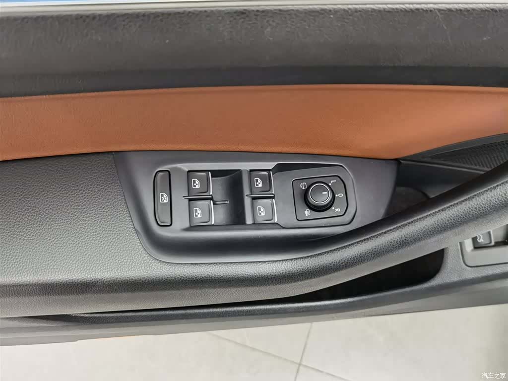 Volkswagen CC, 2019 9