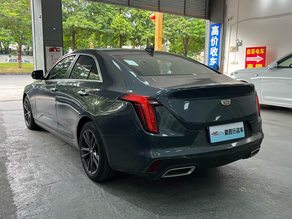 Cadillac CT4