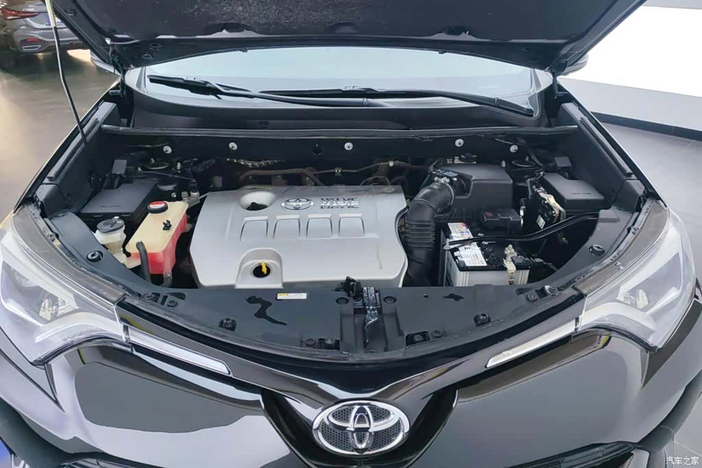 Toyota RAV4, 2018 10