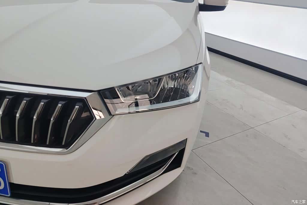Skoda Rapid, 2021 все фото