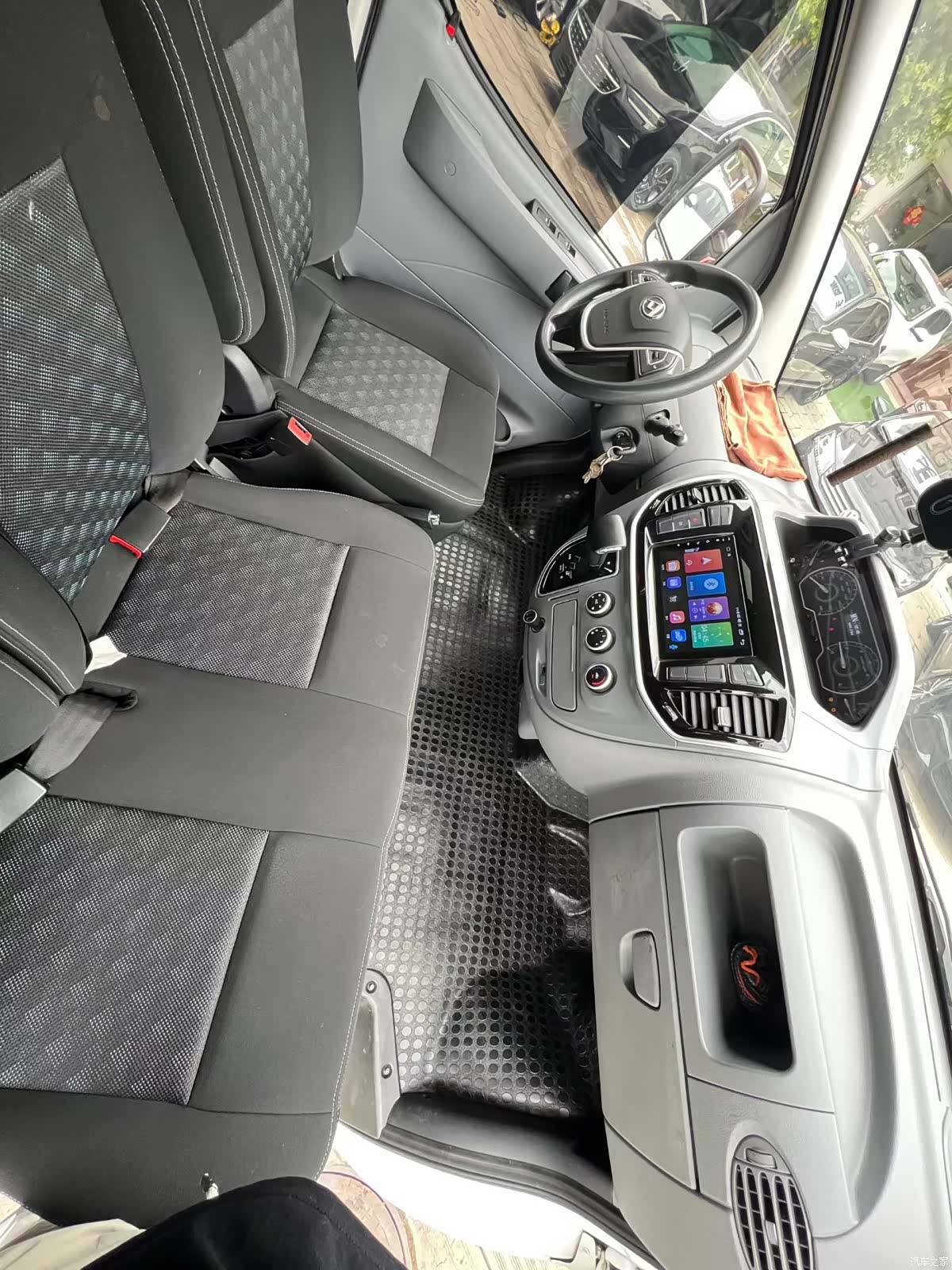 Maxus V80, 2023 4