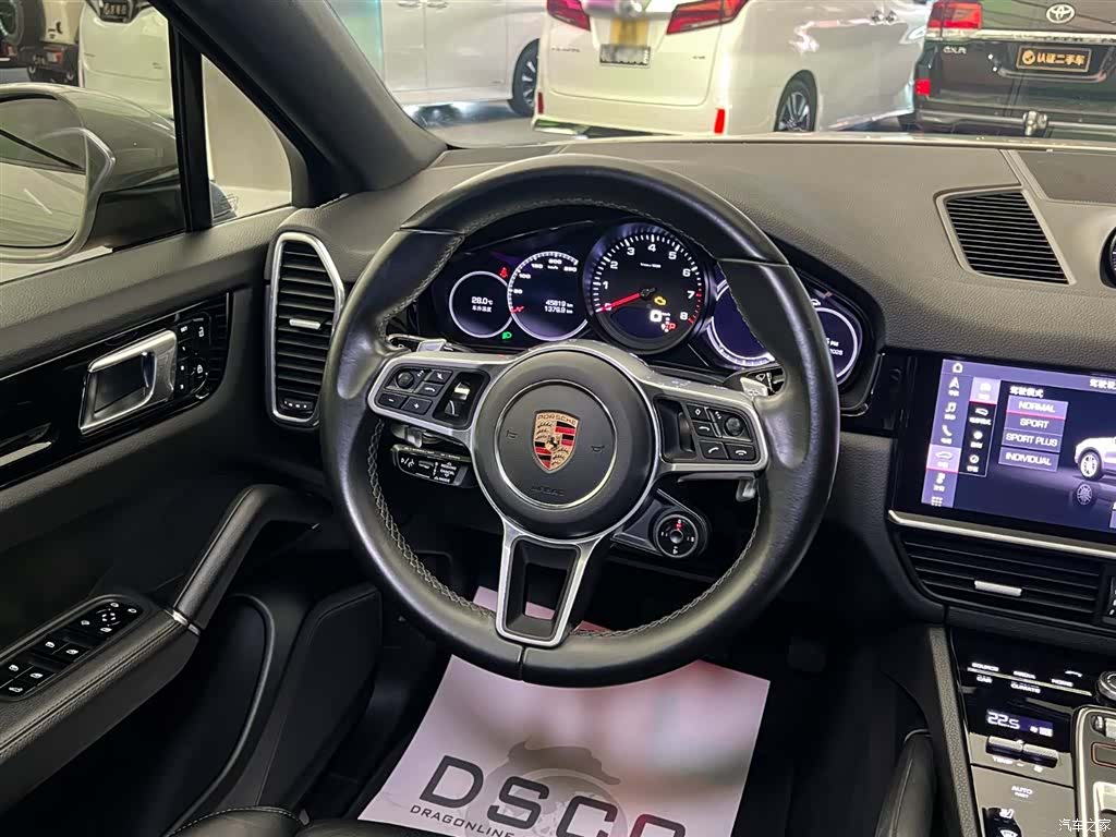 Porsche Cayenne, 2022 10