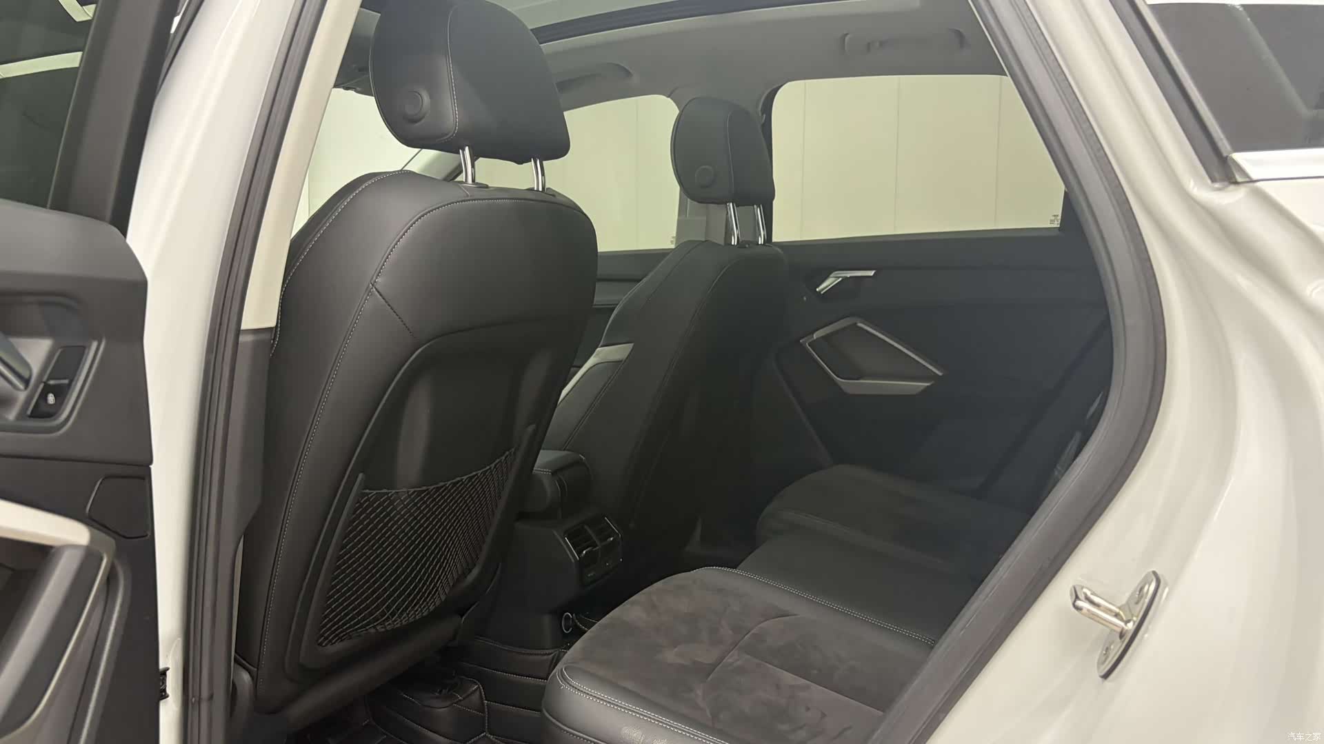 Audi Q3, 2022 15
