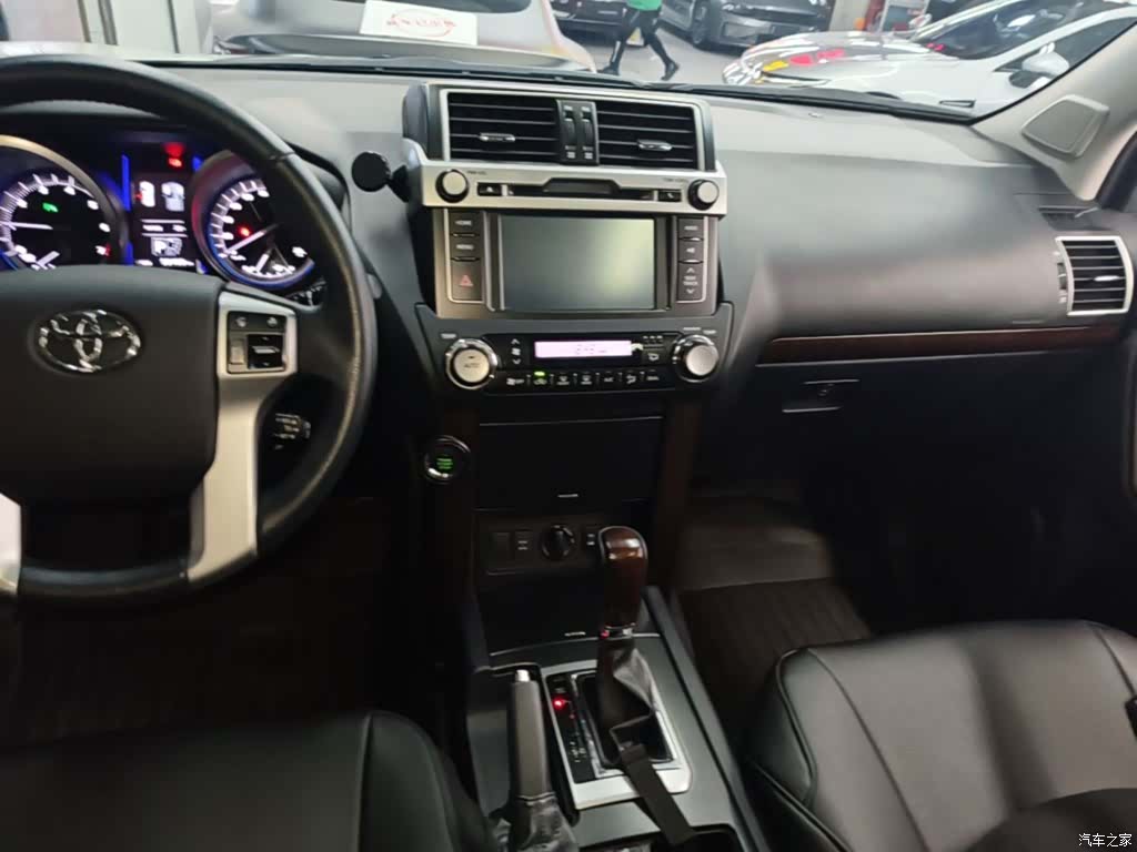 Toyota Prado, 2017 13