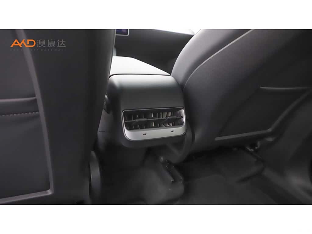 Tesla Model Y, 2022 9