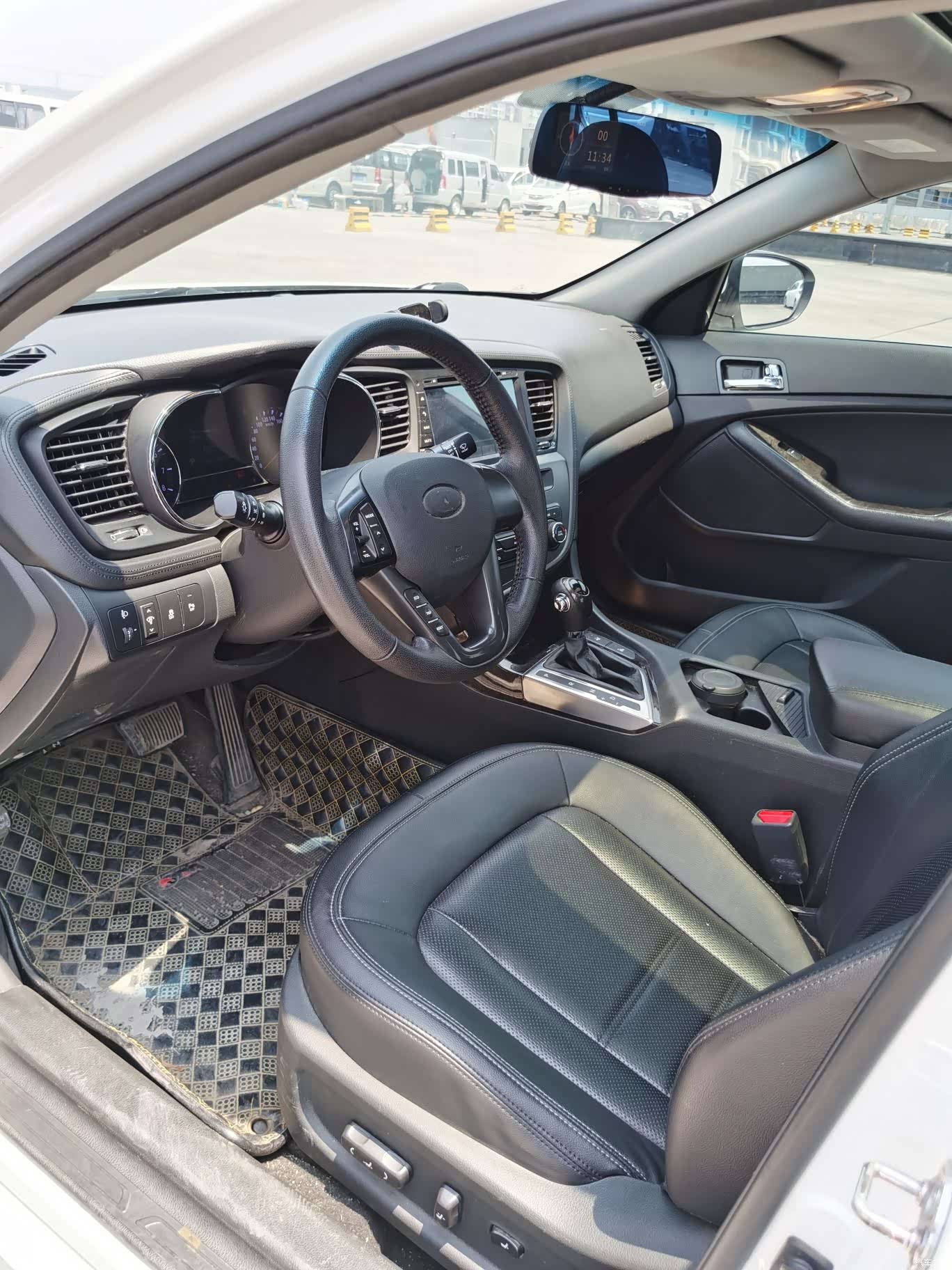 Kia K5, 2013 4