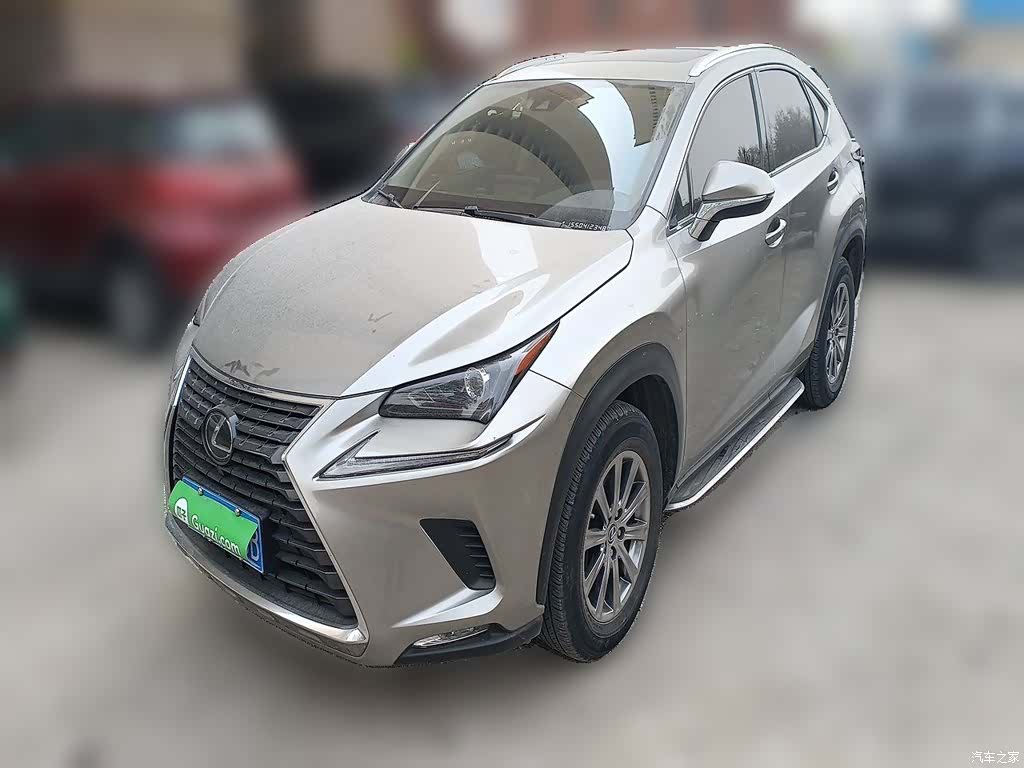 Lexus NX, 2021 1