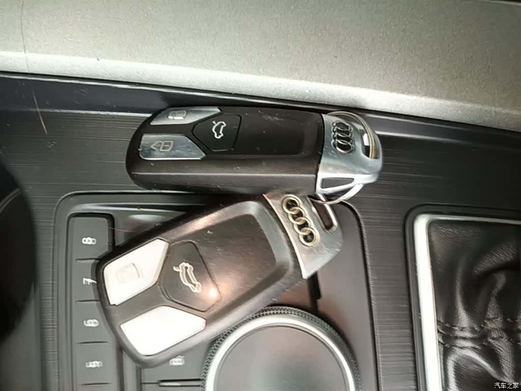 Audi A4L, 2018 9