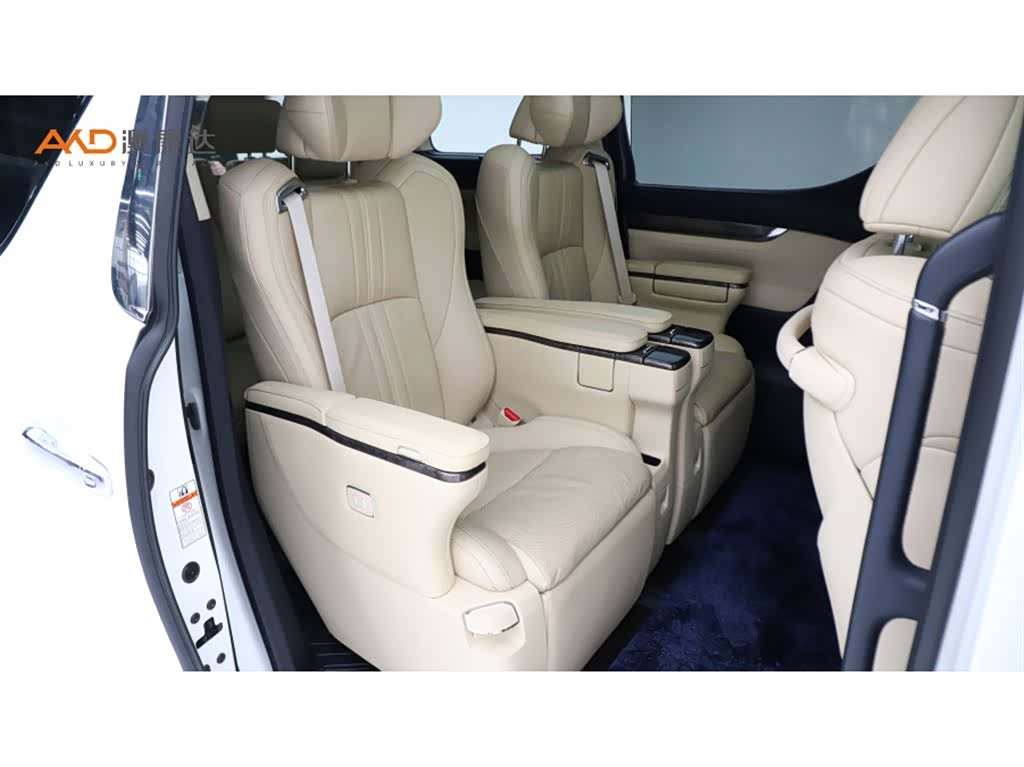 Toyota Alphard, 2018 8