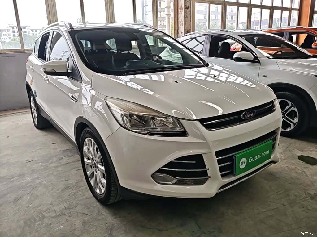 Ford Kuga, 2015 22
