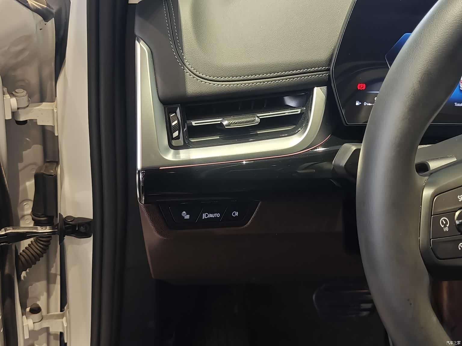 BMW X1, 2023 11