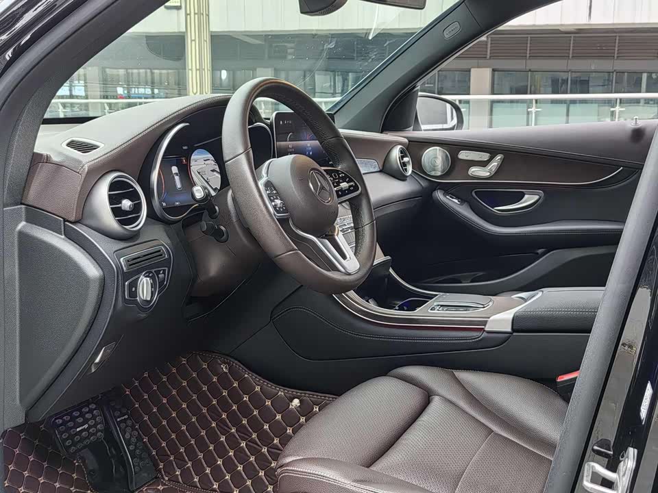 Mercedes-Benz GLC Mercedes-Benz GLC