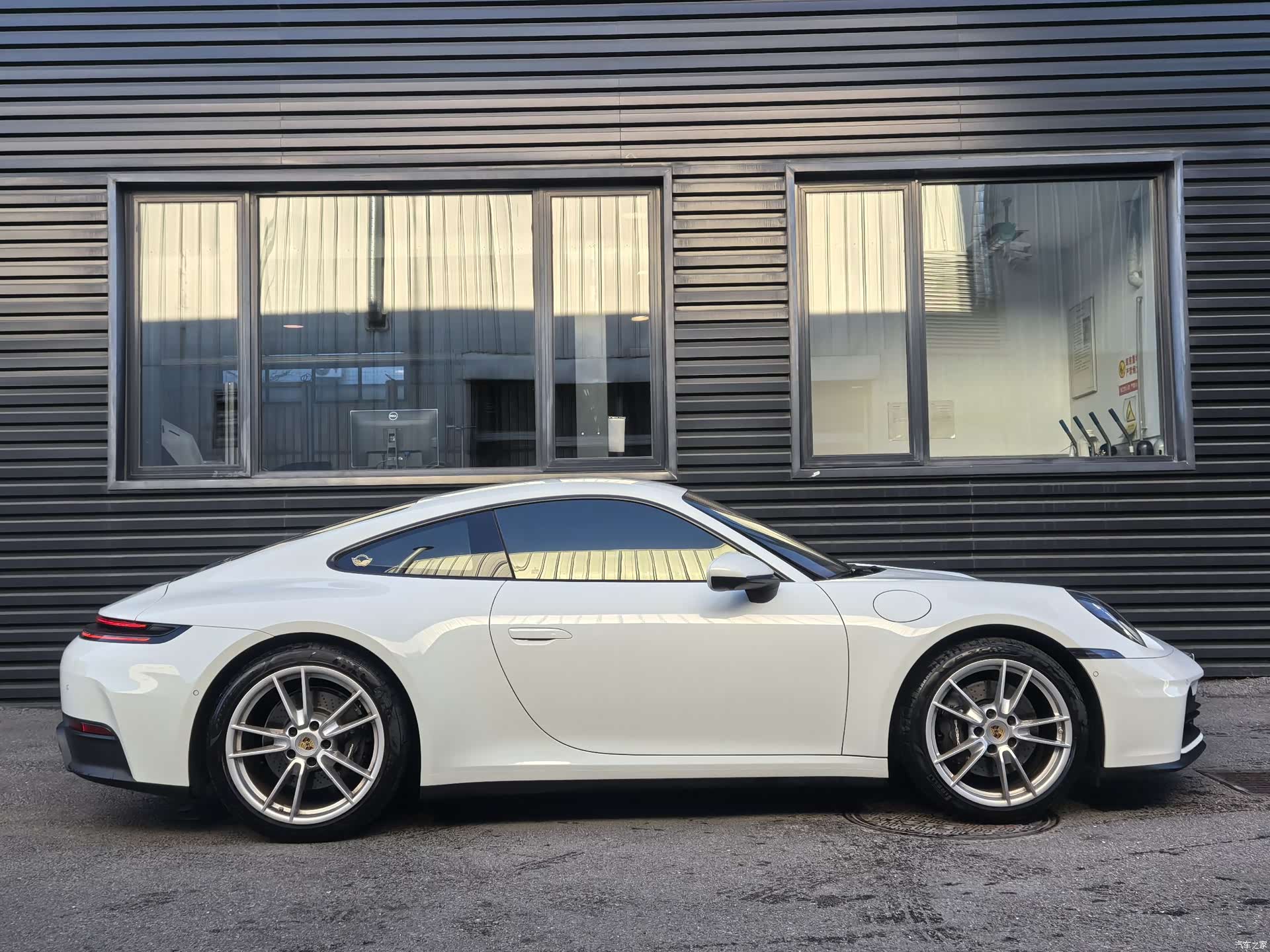 Porsche 911, 2025 3