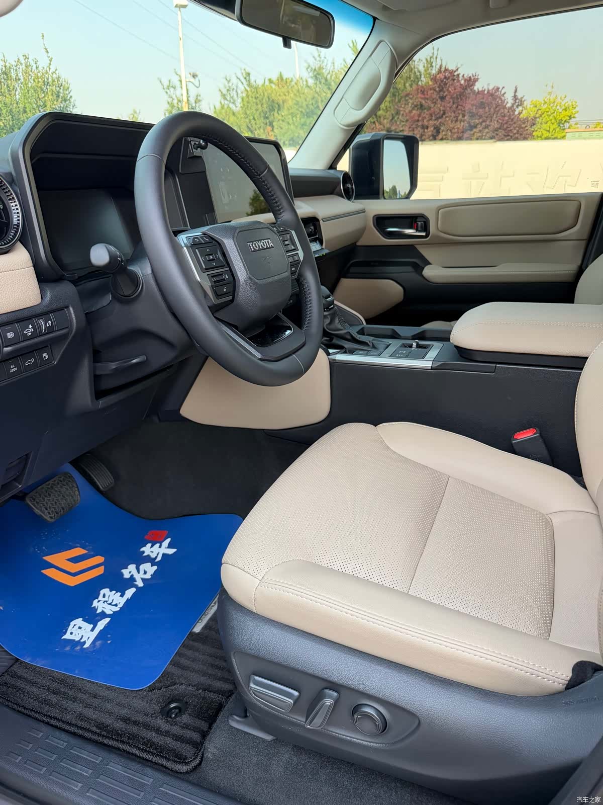 Toyota Prado, 2025 10